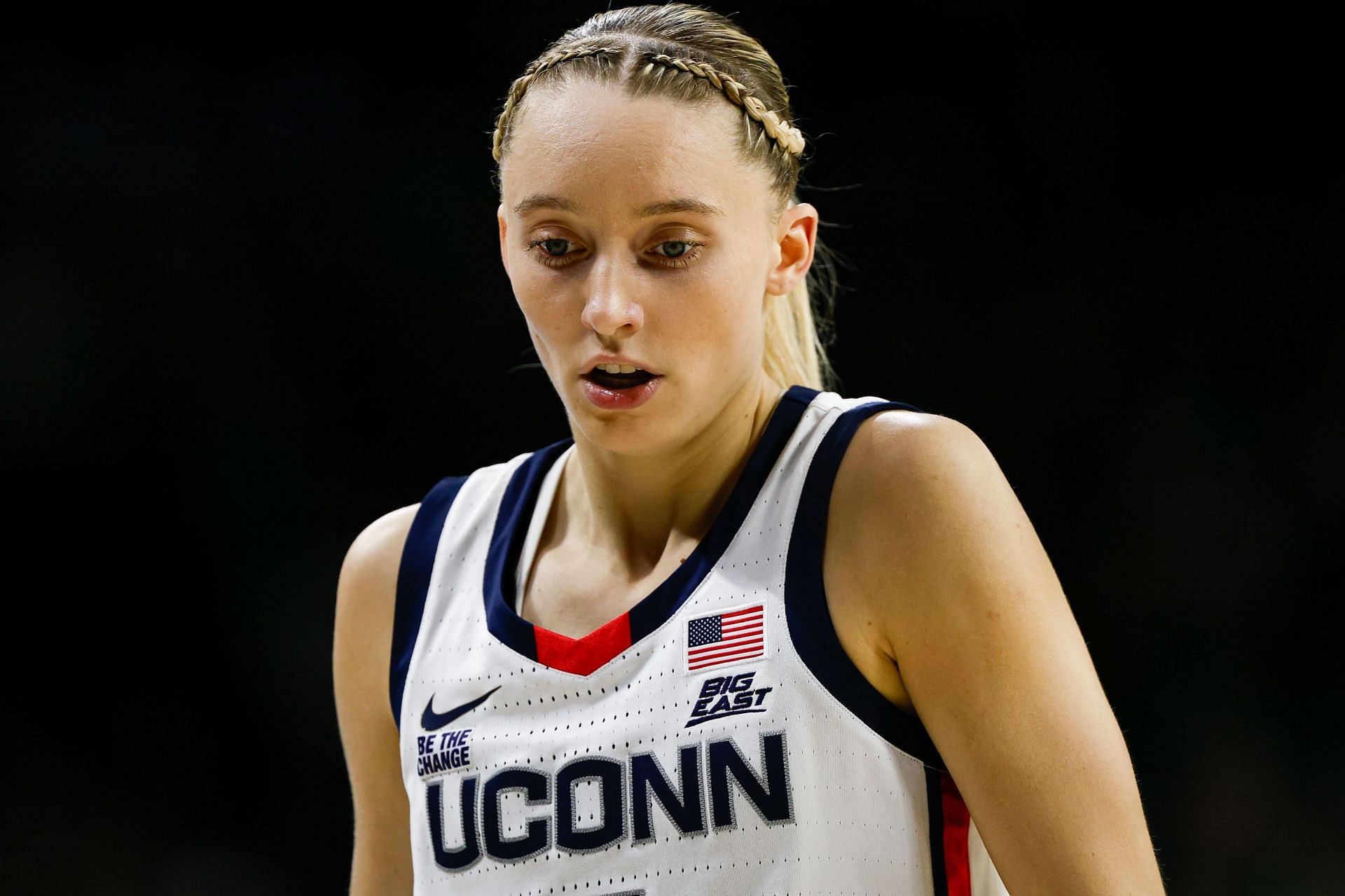 Paige Bueckers (#5) concentrates during the NCAA game between the Connecticut Huskies and the Notre Dame Fighting Irish at Purcell Pavillion at the Joyce Center on December 12, 2024 in South Bend, Indiana. Photo: Getty