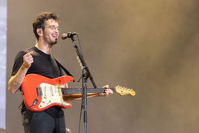 "This is like a murderer killing a murderer" - Netizens react as Matty Healy apologizes, implies social media break post-Azealia Banks feud