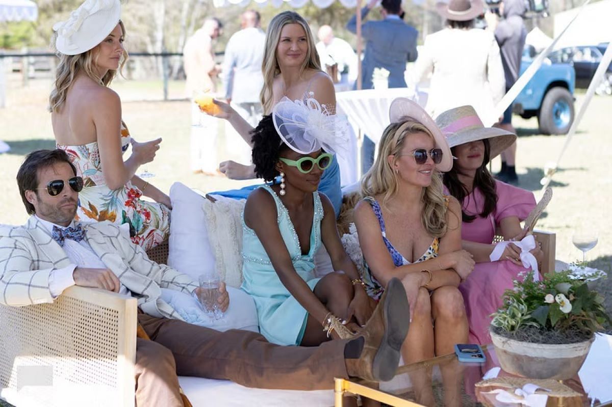 Jarrett Thomas, Taylor Ann Green, Salley Carson, Molly O&rsquo;Connell and Venita Aspen (Image via Bravo TV)