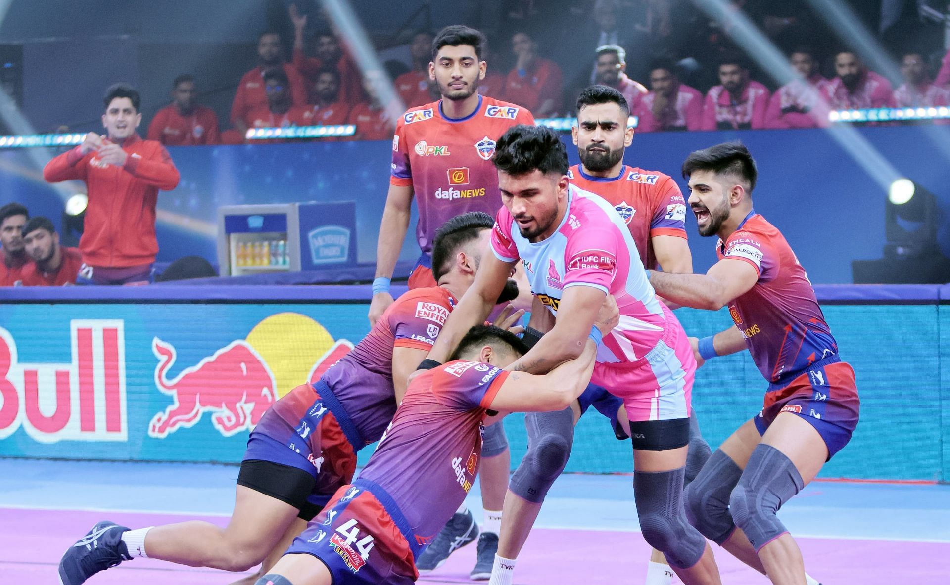 Pro Kabaddi League : परदीप नरवाल की पुरानी टीम ने सेमीफाइनल में बनाई जगह, दो बार की चैंपियन की शर्मनाक हार; दिग्गज हुआ फ्लॉप