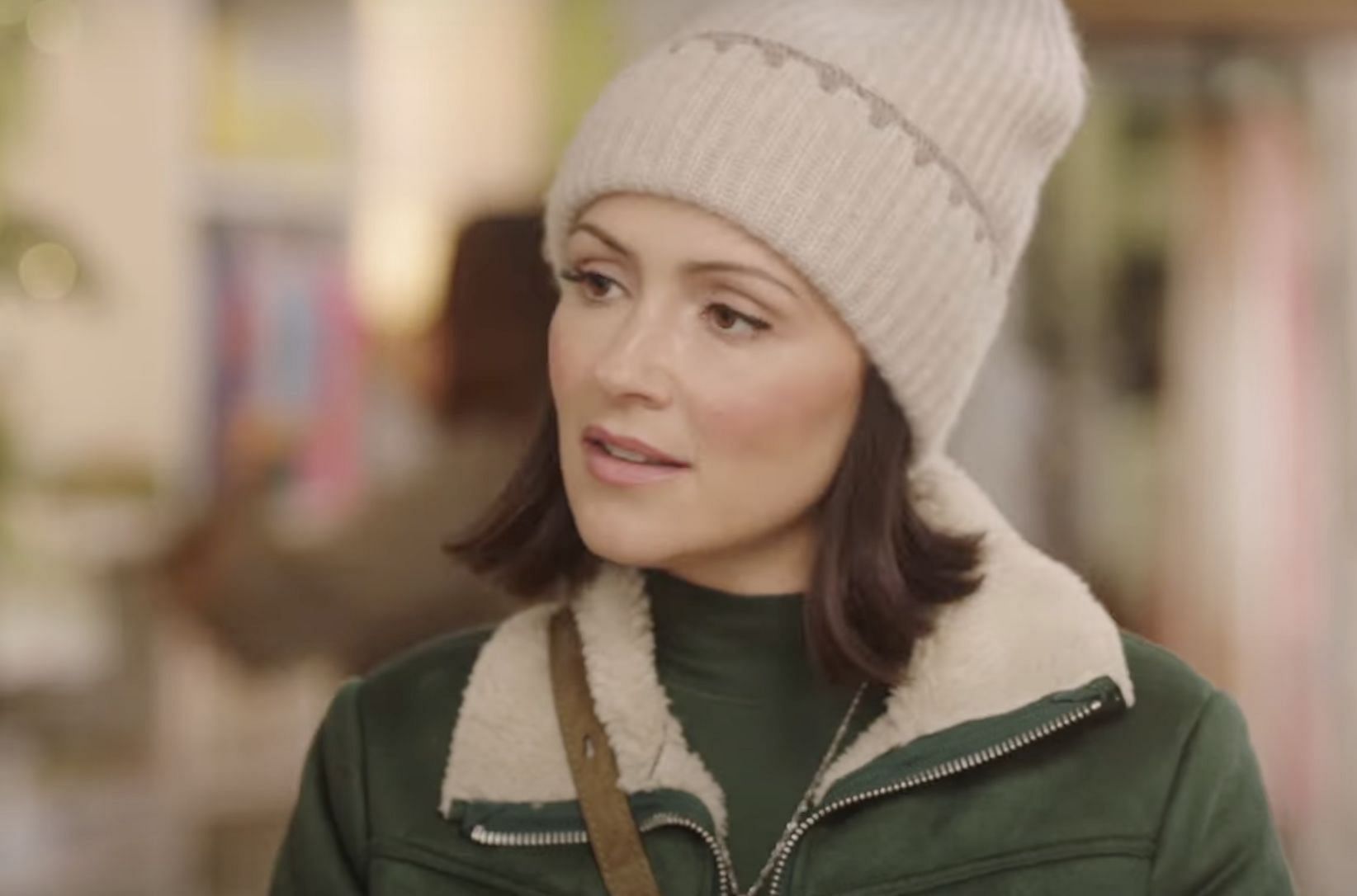 Italia Ricci (Image via Hallmark Mystery)