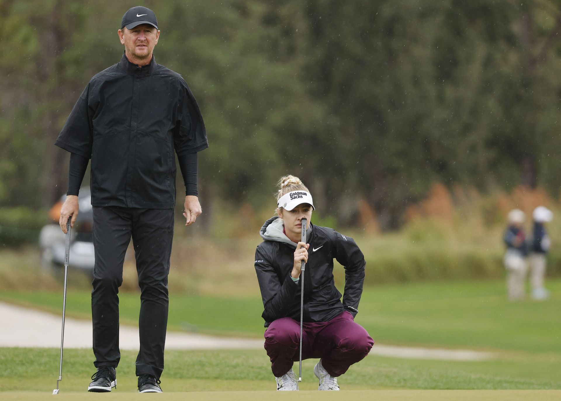 Nelly Korda and her father Petr at the 2023 PNC Championship (Image via Getty).