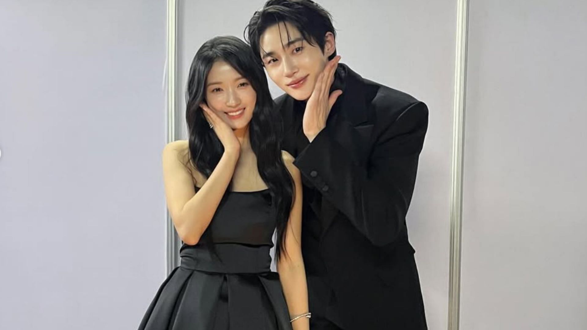 Byeon Woo-seok and Kim Hye-yoon at the 2024 AAA (Image via Instagram/@byeonwooseok)