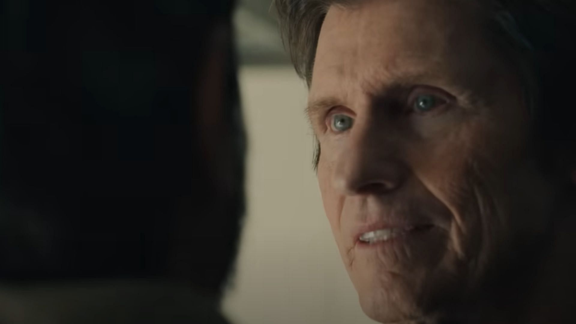 Denis Leary as Mikey (Image via YouTube/@Netflix)