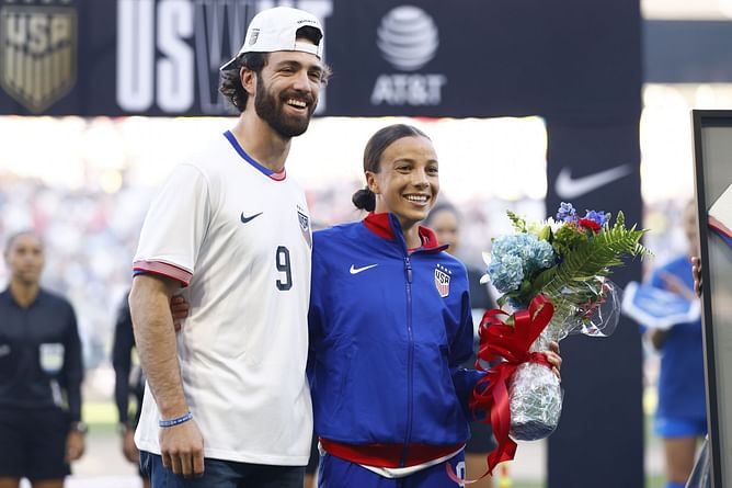 "A lifetime to go" - Dansby Swanson shares heartwarming post for soccer star wife Mallory Swanson on their second wedding anniversary