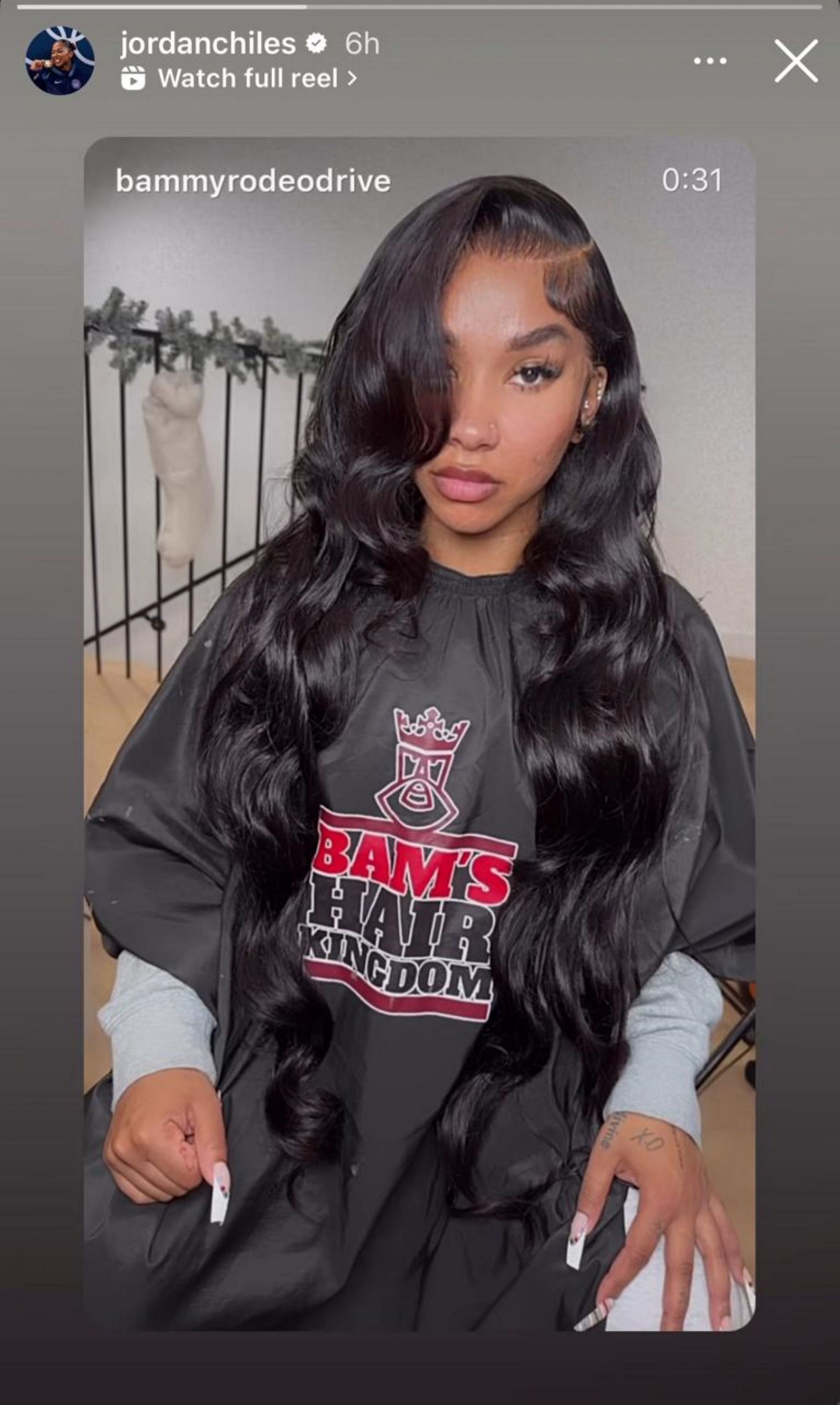 Jordan Chiles flaunts her new hairstyle ahead of Christmas; Instagram - @jordanchiles