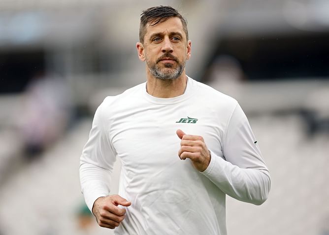 When Aaron Rodgers ditched 2 major foods to stay NFL-ready pushing over 40: "I don't feel kind of slow and foggy"