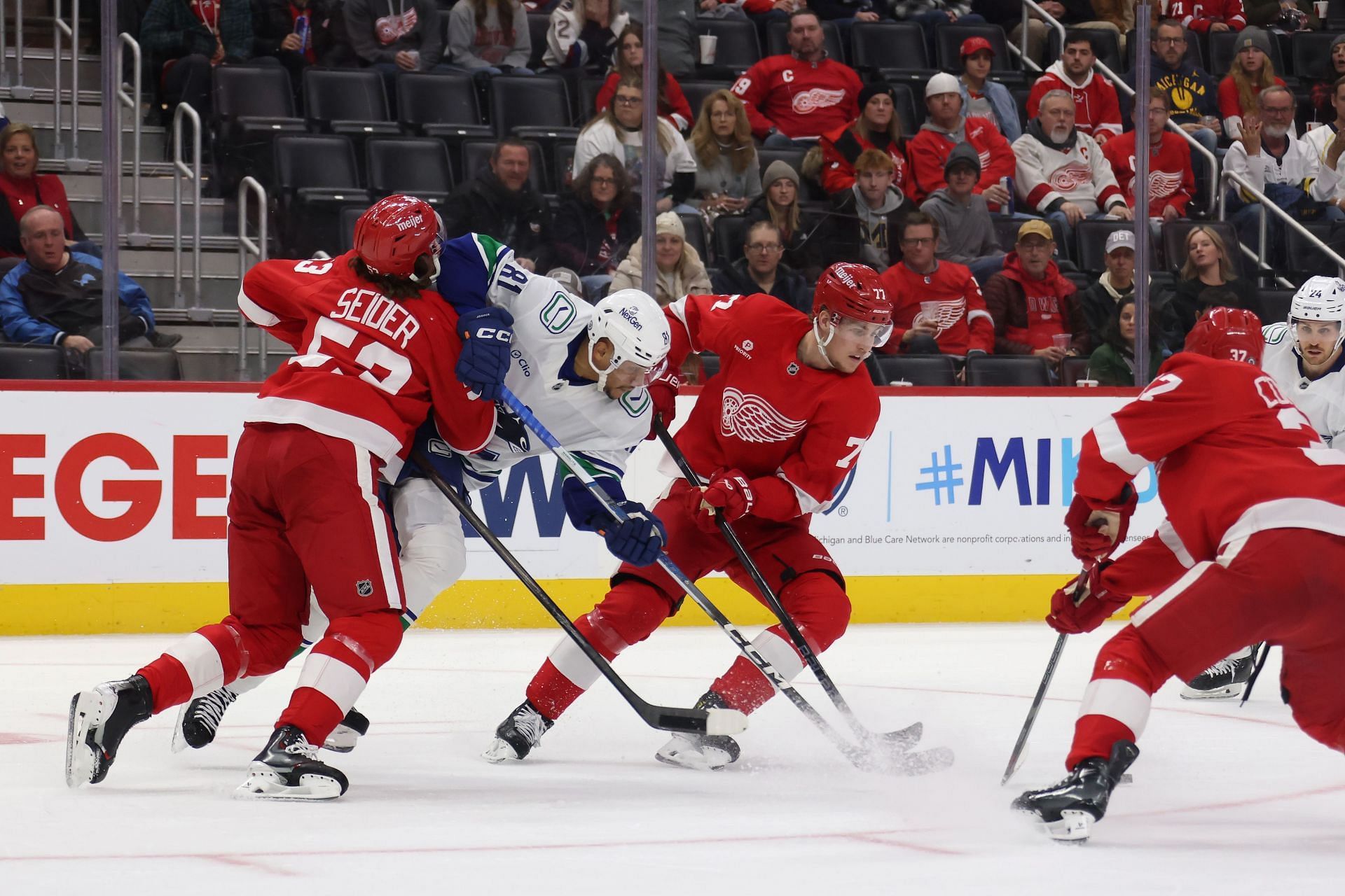 Vancouver Canucks v Detroit Red Wings - Source: Getty