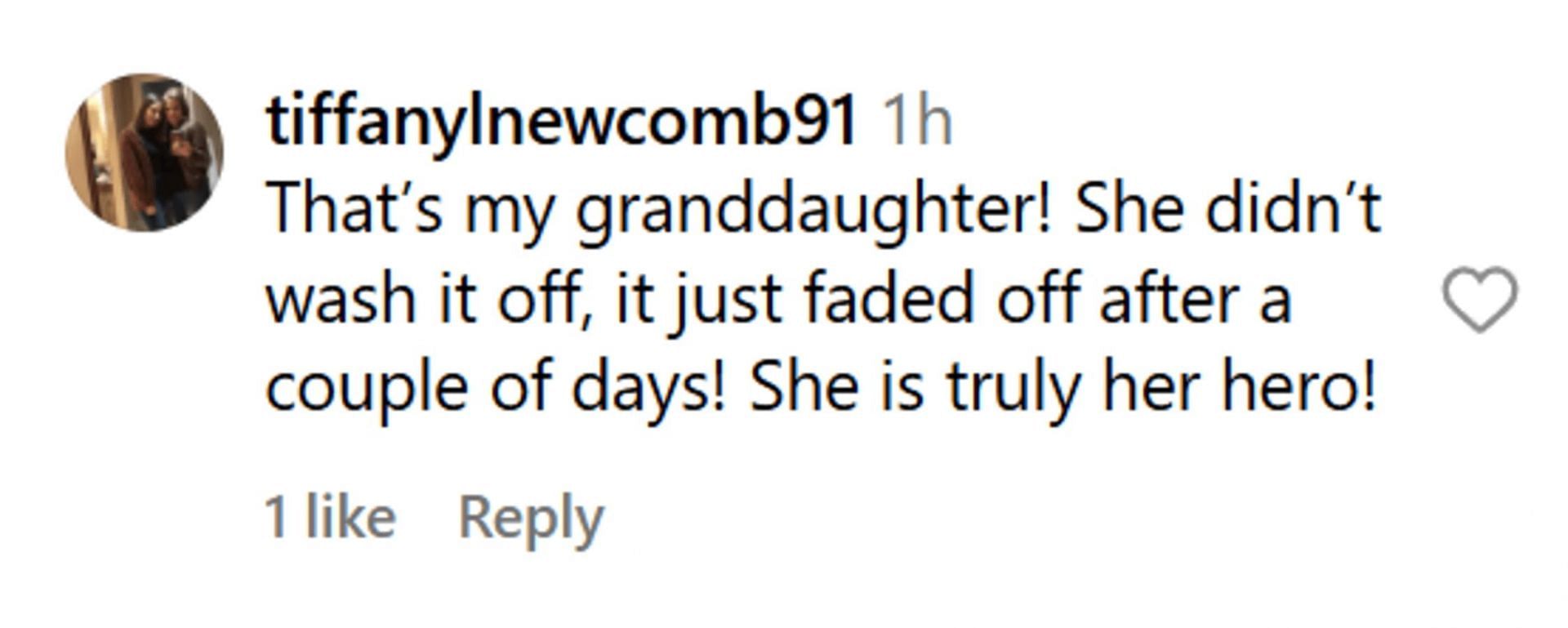 Young fan&#039;s grandmother comments on video featuring Aaliyah Chavez signing her granddaughter&#039;s forehead (Source: Instagram/overtimeselect)