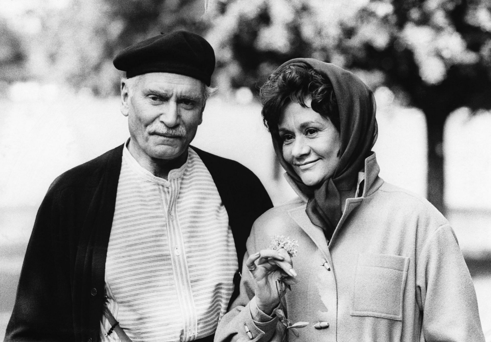 Laurence Olivier and Joan Plowright, 1977 - Source: Getty