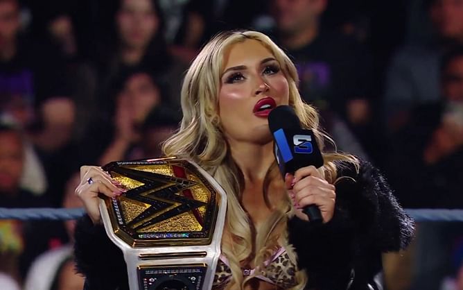 Tiffany Stratton left shaken after three stars show up suddenly on WWE SmackDown; leaves soon after