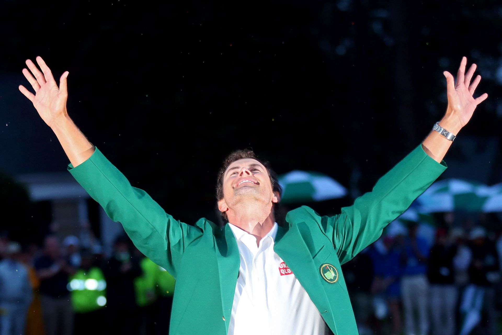 Adam Scott wearing the legendary green jacket, The Masters Tournament, 2013 (Image via Getty).