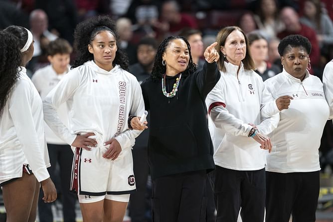 “I didn’t like my mother growing up”: When Dawn Staley made her initial feelings clear about her mom and the reality check that fueled her success