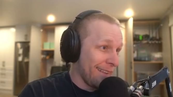 "Sodapoppin is washed, dude": Quin69 remarks on Sodapoppin's skills in World of Warcraft after his loss against Tyler1