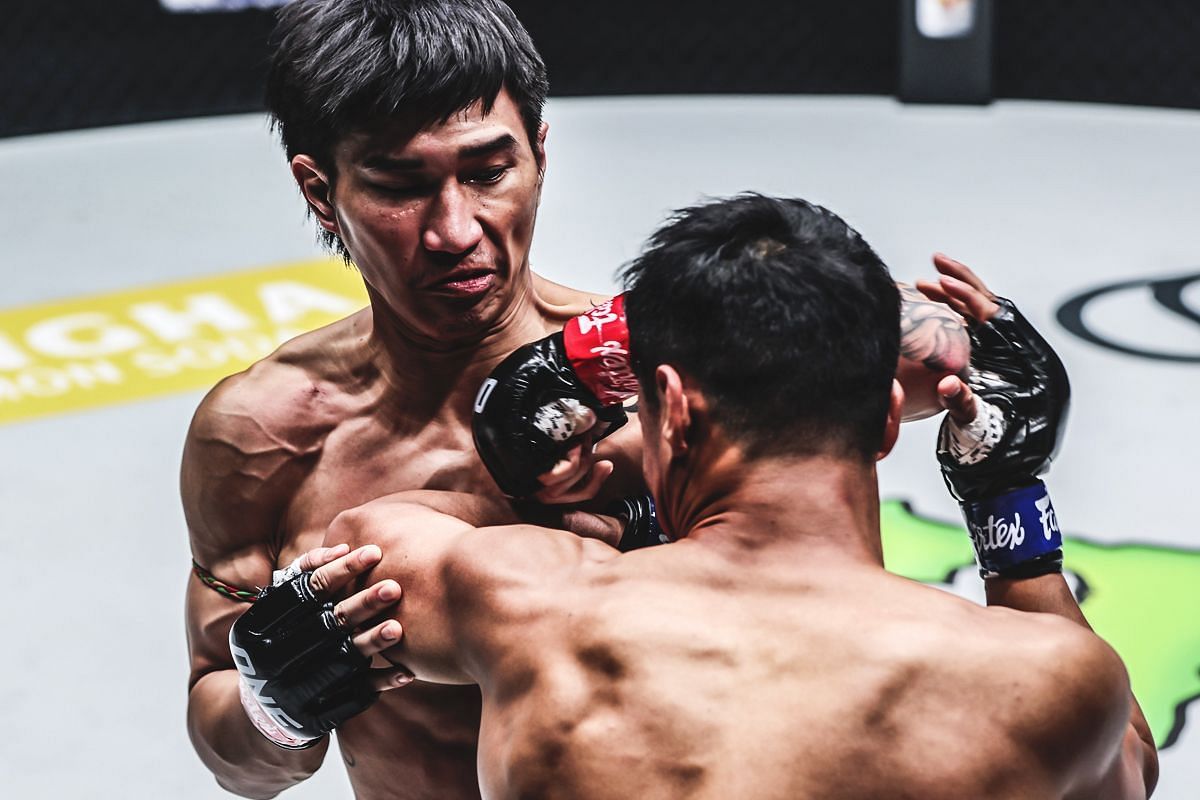 Tawanchai finished Superbon to retain the ONE featherweight Muay Thai world championship at ONE 170. [Photo via: ONE Championship]