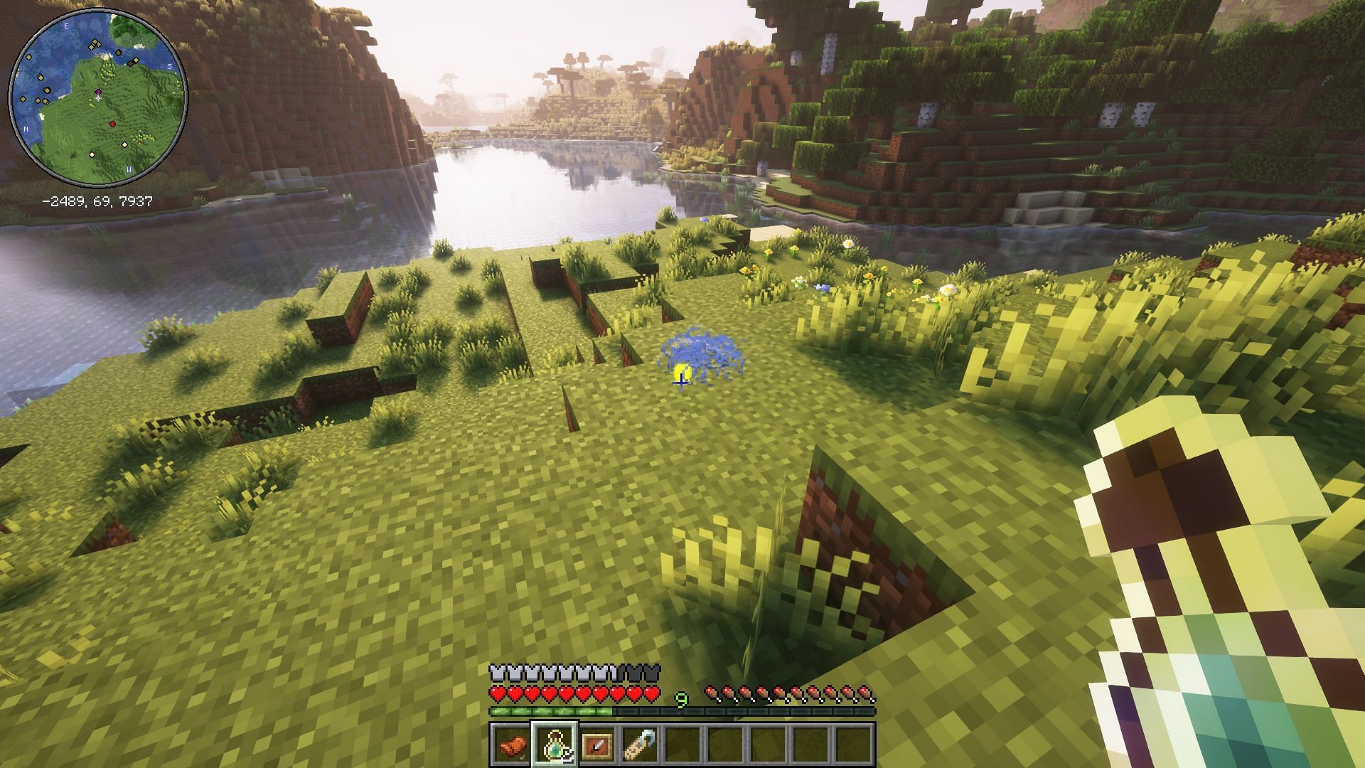 Bottle O enchanting can be created by picking up XP points with a bottle (Image via Mojang Studios)