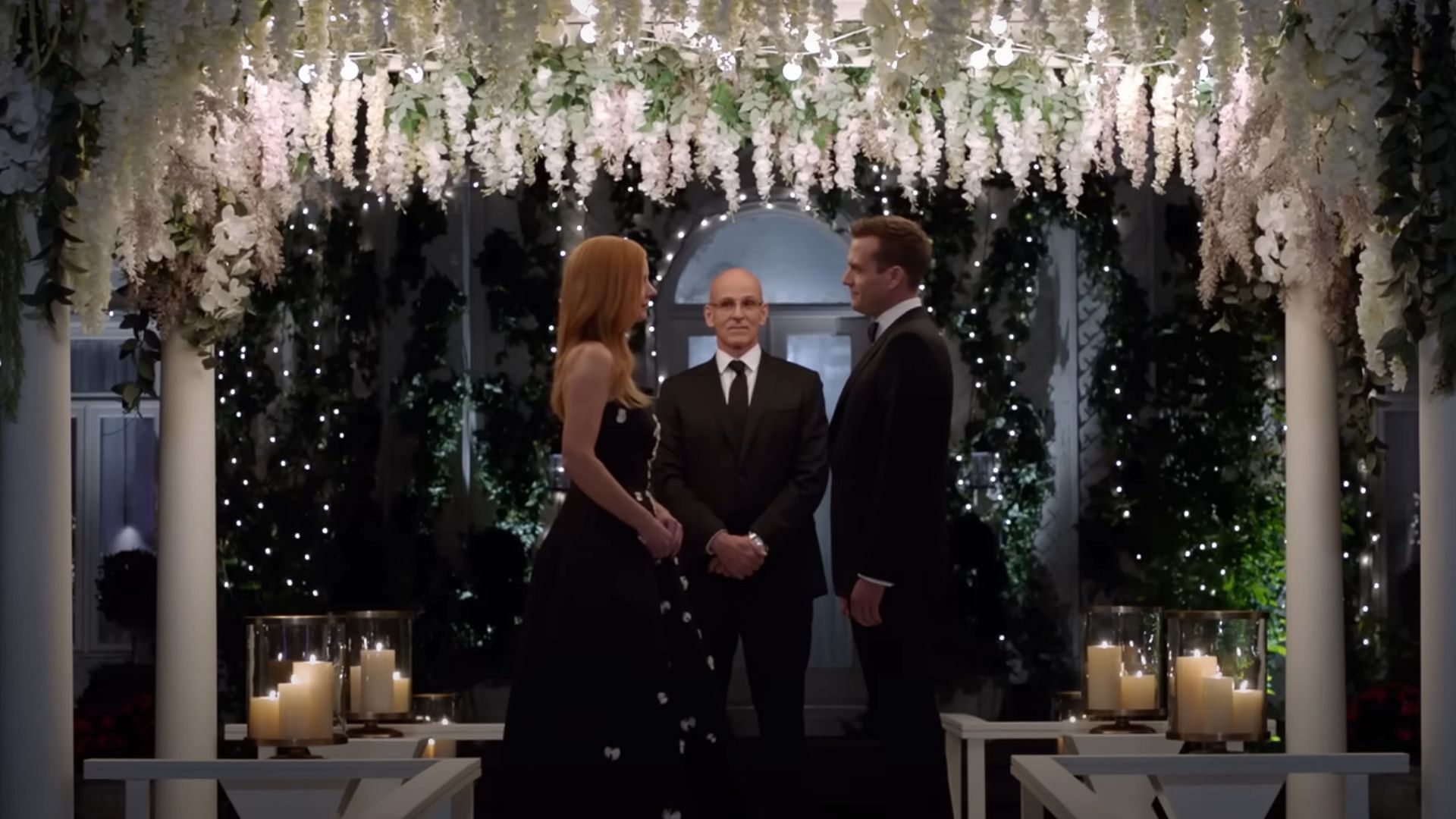 Harvey and Donna (Image via Peacock)