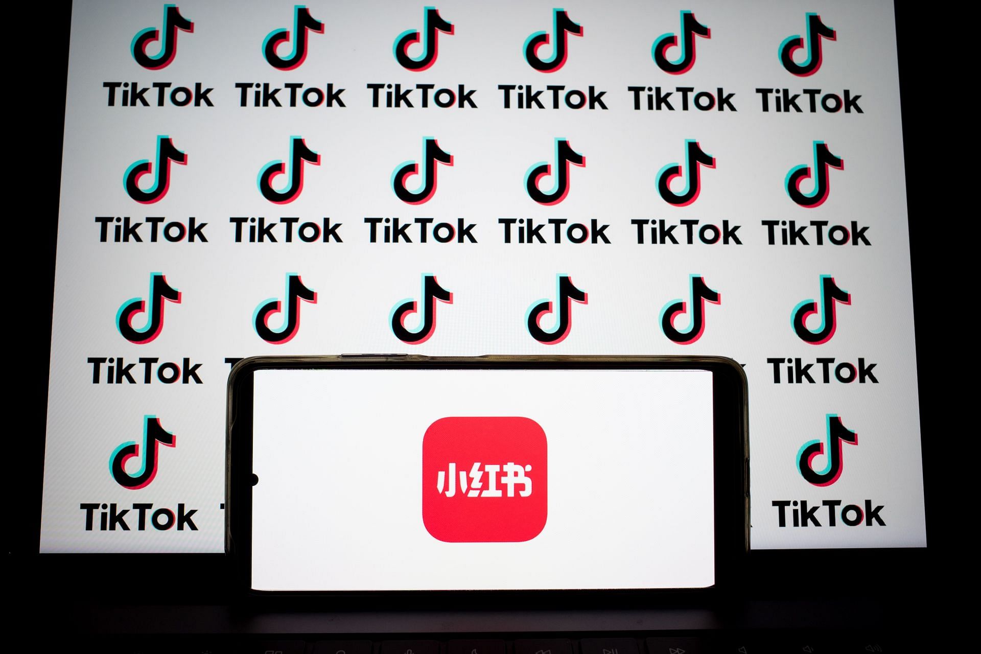 TikTok - RedNote (Image via Getty)