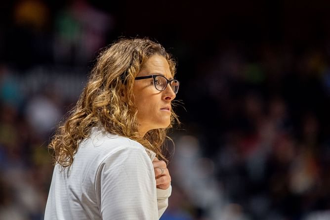 Caitlin Clark's coach Stephanie White 100% agrees as Fever president makes feelings clear on Kelsey Mitchell's importance after new deal