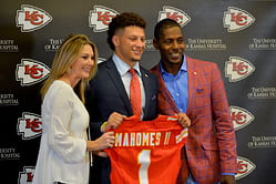 After Brittany Mahomes, Patrick Mahomes Sr. throws shade at Bills Mafia