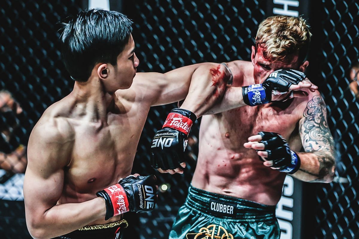 Tawanchai (left), Sean Clancy (right) [Photo via ONE Championship]