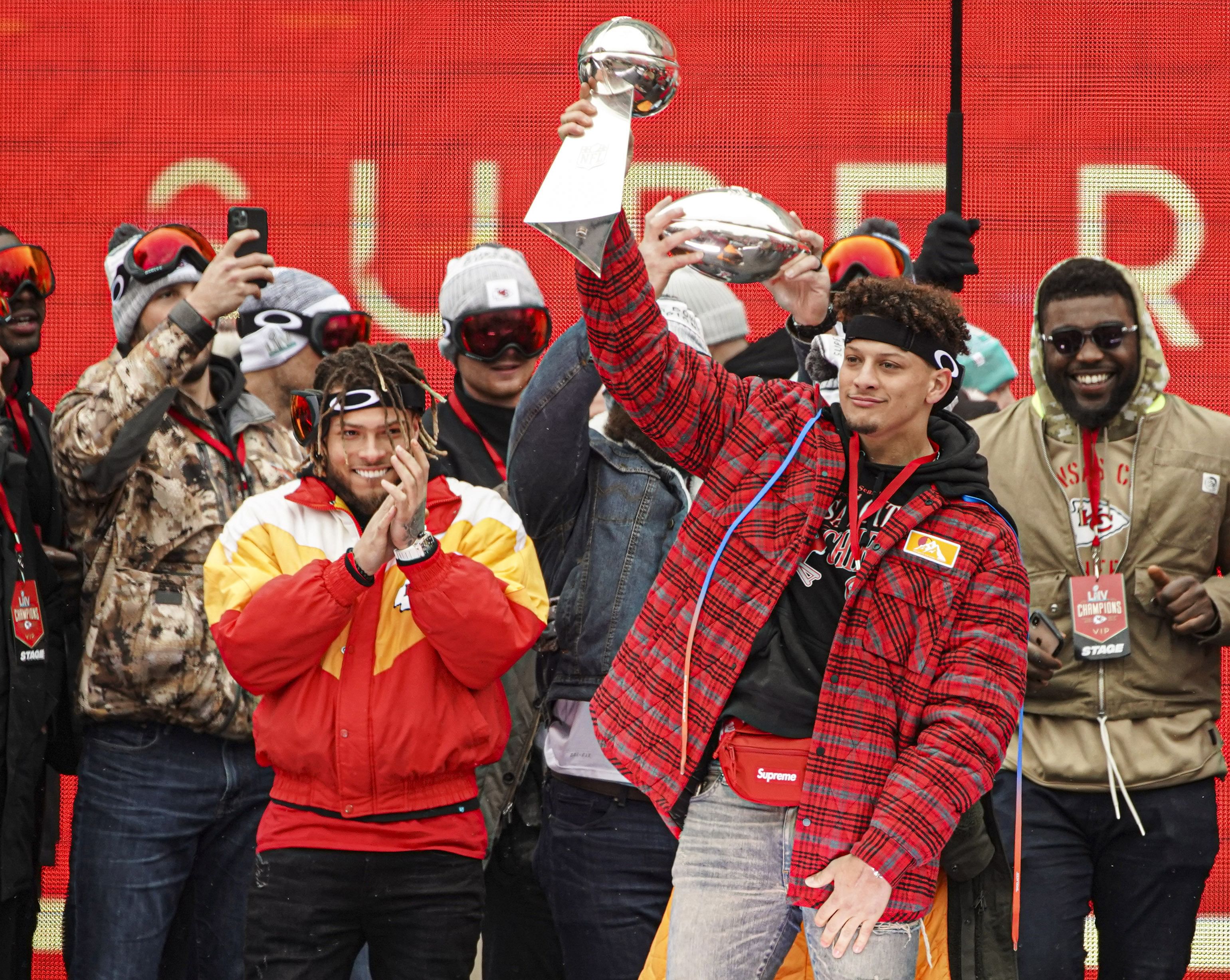 Kansas City Chiefs quarterback Patrick Mahomes hoists the Lombardi Trophy - Source: Imagn