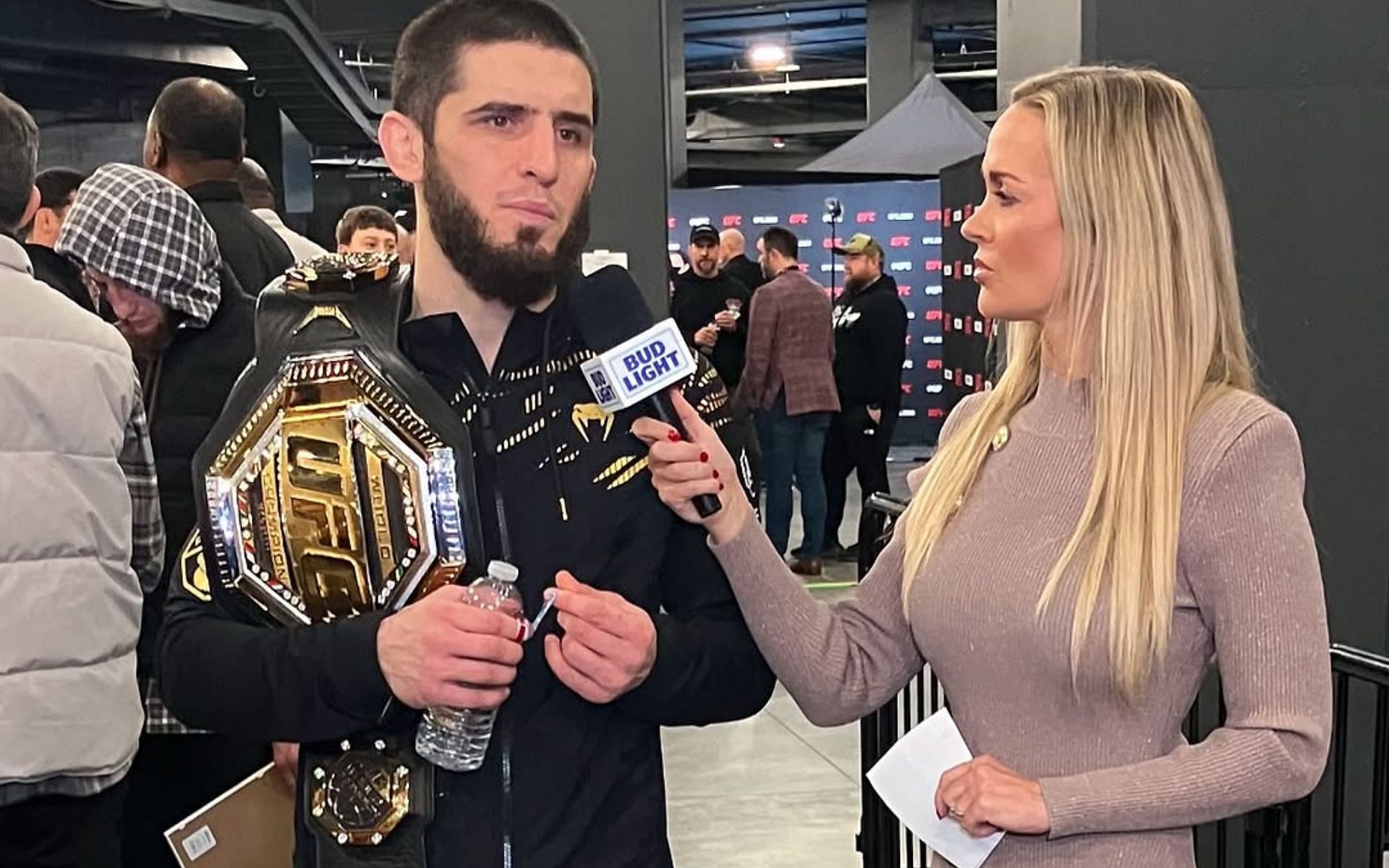 Laura Sanko interviewed UFC stars after their wins [Image Courtesy: @Laura_sanko on Instagram]