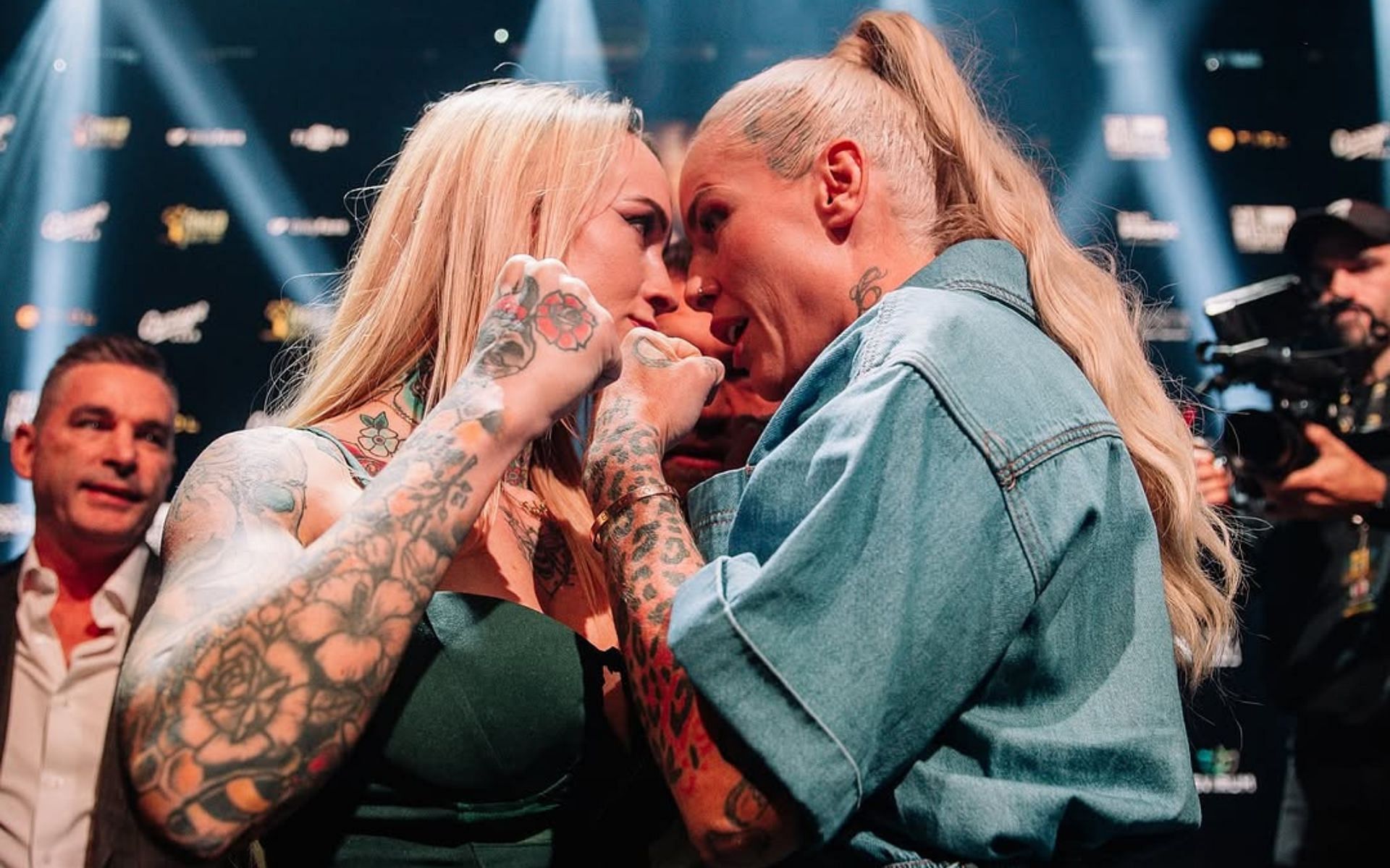 Taylor Starling (left) and Bec Rawlings (right) locked horns on January 25 [Image courtesy: @bareknucklefc on Instagram]