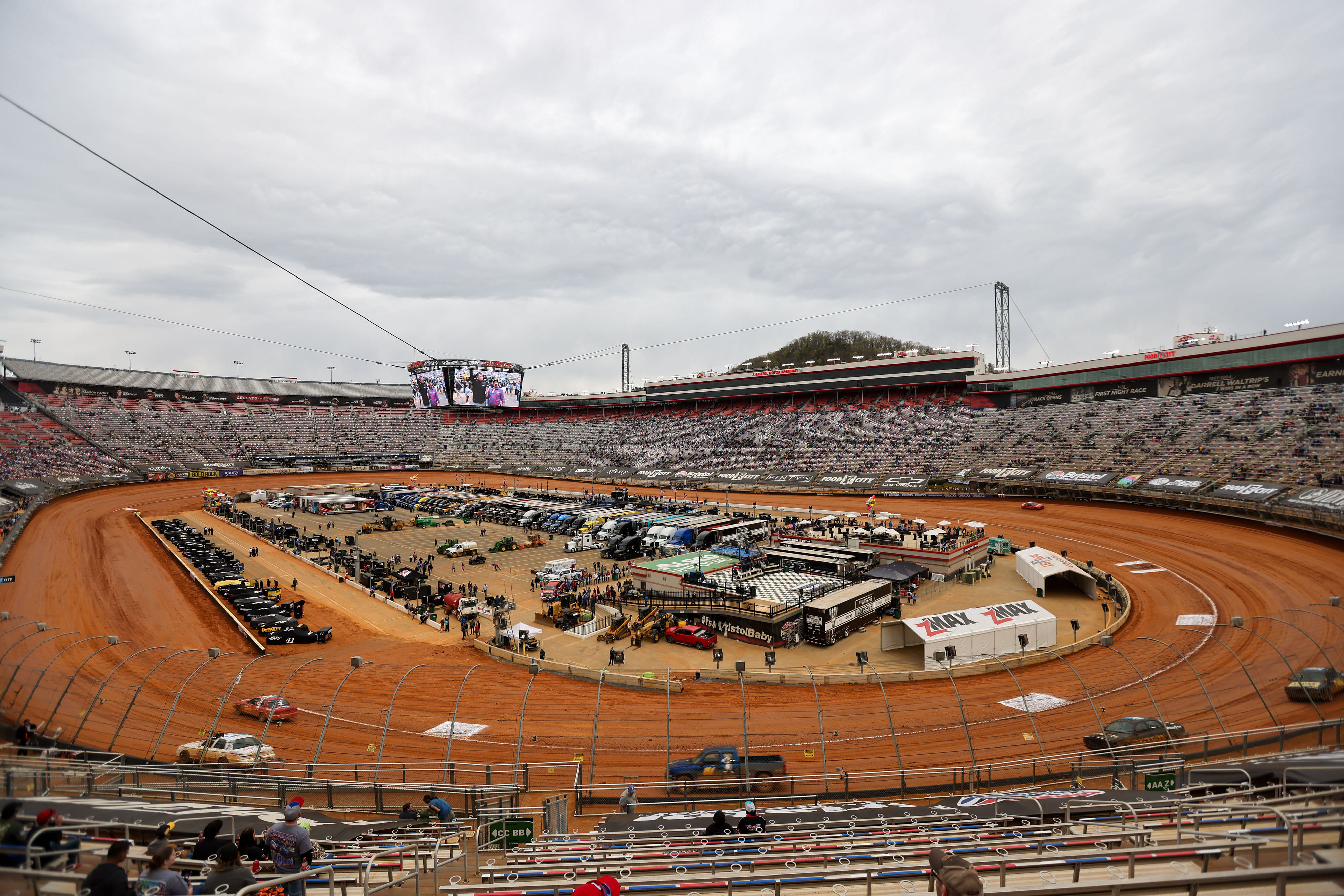 NASCAR: Food City Dirt Race - Source: Imagn