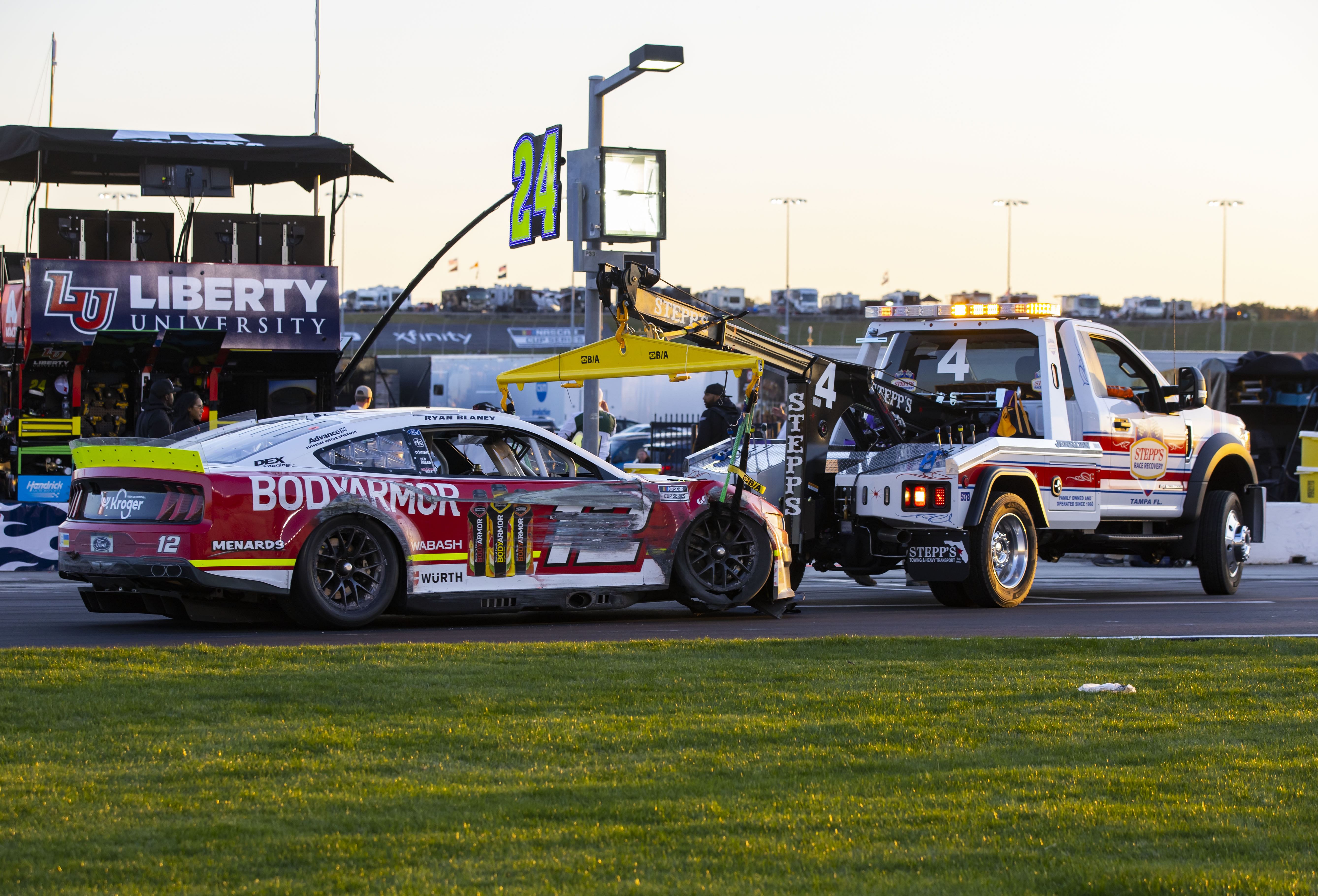 NASCAR: Folds of Honor QuikTrip 500 - Source: Imagn