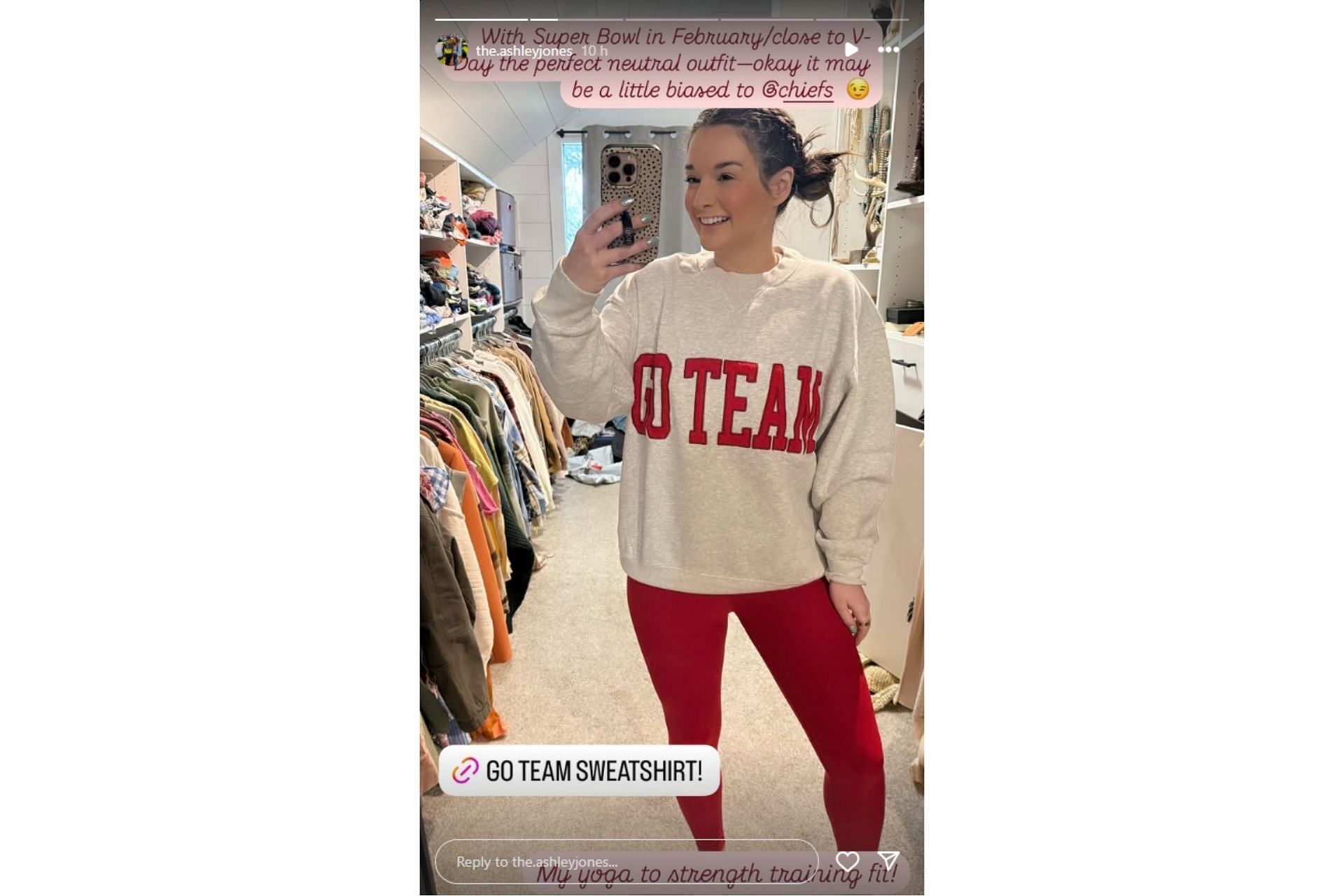 Ashley Jones shares her &quot;neutral&quot; outfit ahead of the 2025 Super Bowl (@the.ashleyjones on Instagram)