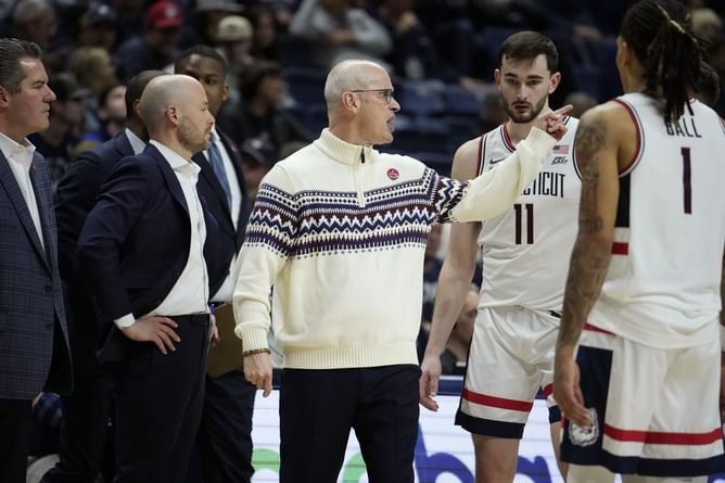 "Put a square peg in a round hole...I screwed up": Dan Hurley admits blunder with Aidan Mahaney, lauds 6'2 UConn star Hassan Diarra