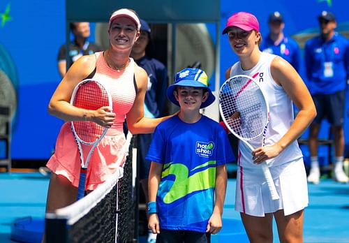 Danielle Collins & Iga Swiatek at the 2024 Australian Open [Source: Getty]