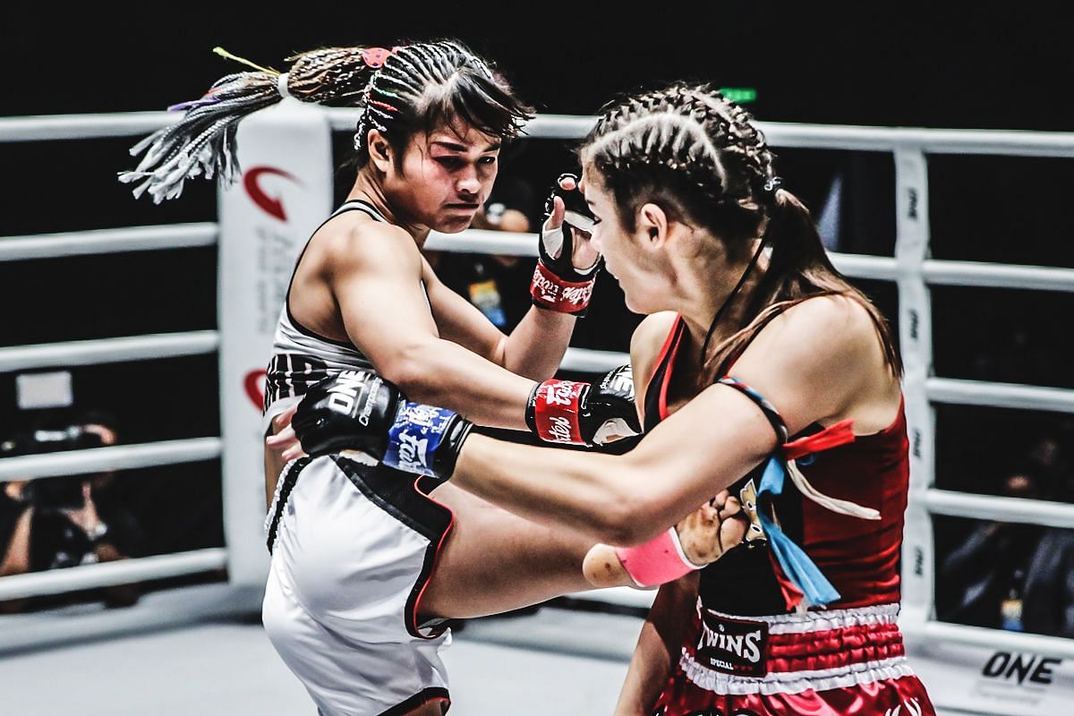 Stamp Fairtex (left), Alma Juniku (right) [Photo via ONE Championship]