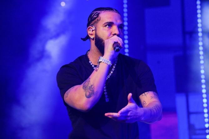"The BIG 2" — Internet reacts to Drake and Kendrick Lamar becoming the first 2 rappers in 2025 to earn 1B streams on Spotify