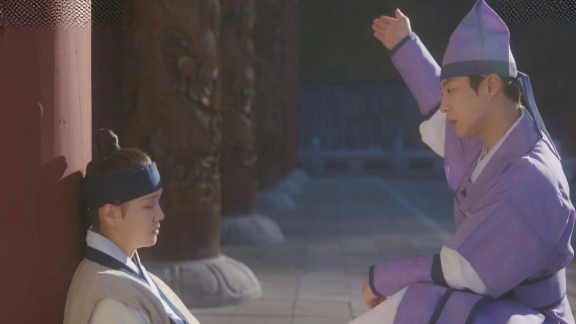 Kim Ji-eun and Bae In-hyuk in Check-in Hanyang (Image via Viki)