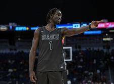 "Lmaoooo Sierra Canyon really ain’t it no more": Hoops fans react as Bryce James' teammate Christopher Nwuli transfers to a Texas high school team