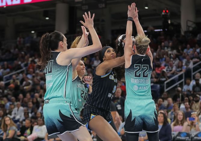 WNBA champ edging closer to sign with Angel Reese & Sky in sensational homecoming move