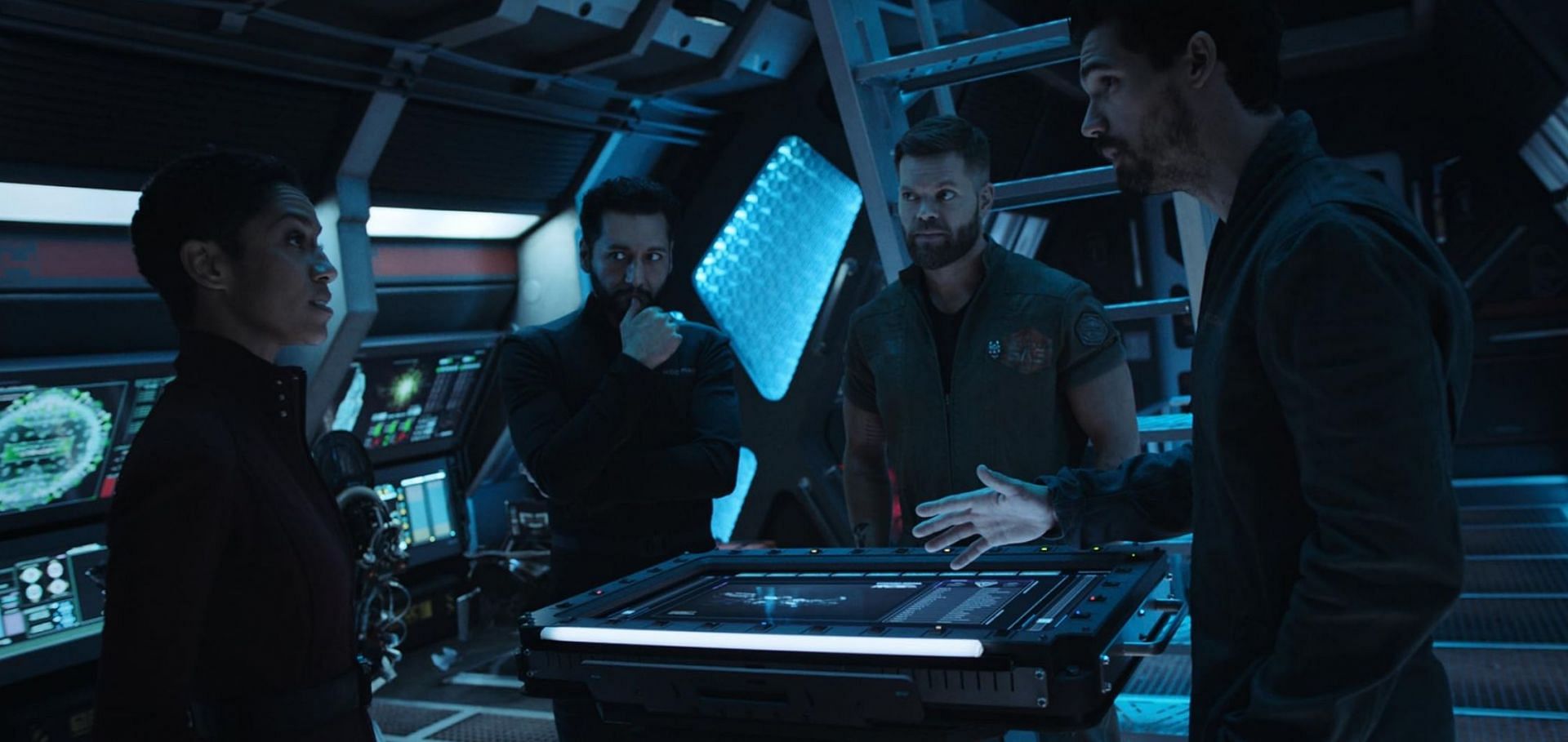 Still from the show The Expanse (Image via Prime Video)