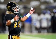 "My QB1": Colorado fans fired up as Julian Lewis issues blunt reaction to filling Shedeur Sanders' shoes