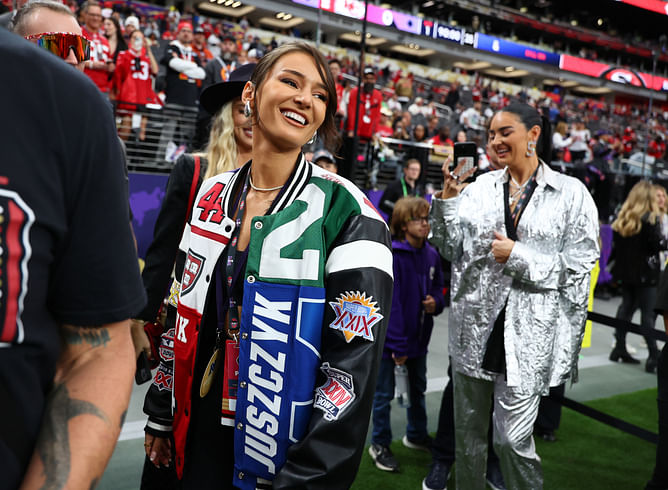 Kristin Juszczyk flaunts stylish date night fit as NFL offseason picks up