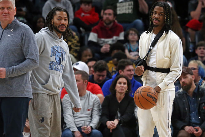 Chicago legend Derrick Rose makes feelings known on preferring Bulls' jersey retirement over statue with hilarious reasoning