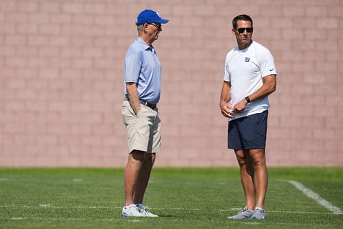 New York Giants owner John Mara (left) retained New York Giants general manager Joe Schoen (right) for the 2025 season. (Credits: IMAGN)