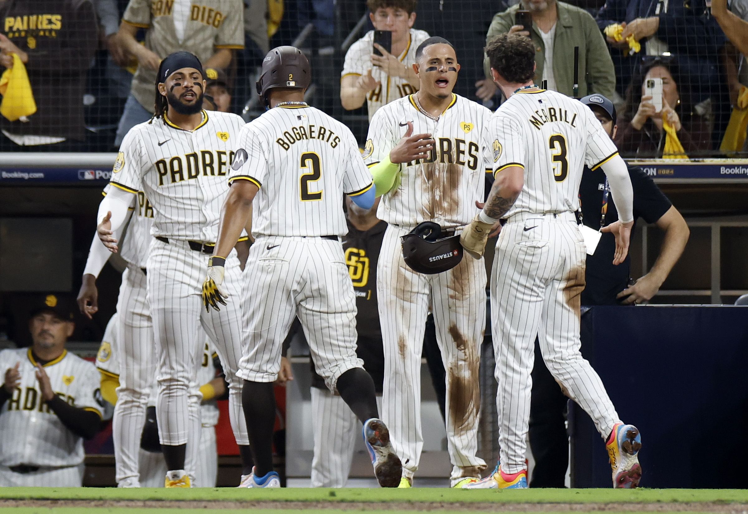 The Padres will win the NL West (Imagn)