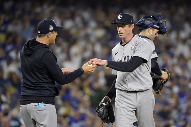 "Mets' obsession with signing ex-Yankees is hilarious" - Fans react to 34-year-old free agent Tim Hill's reported links to the Queens