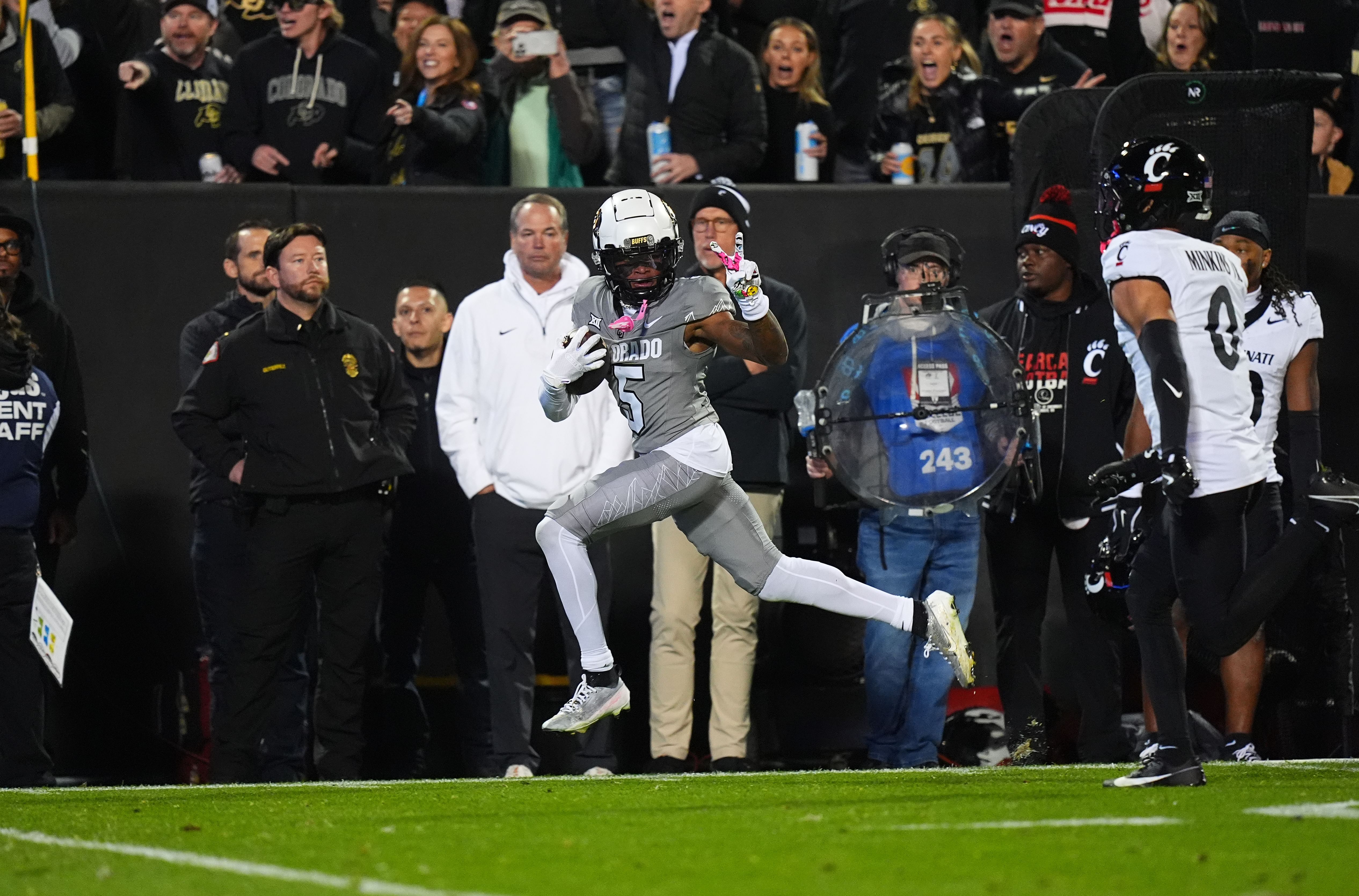 NCAA Football: Cincinnati at Colorado - Source: Imagn