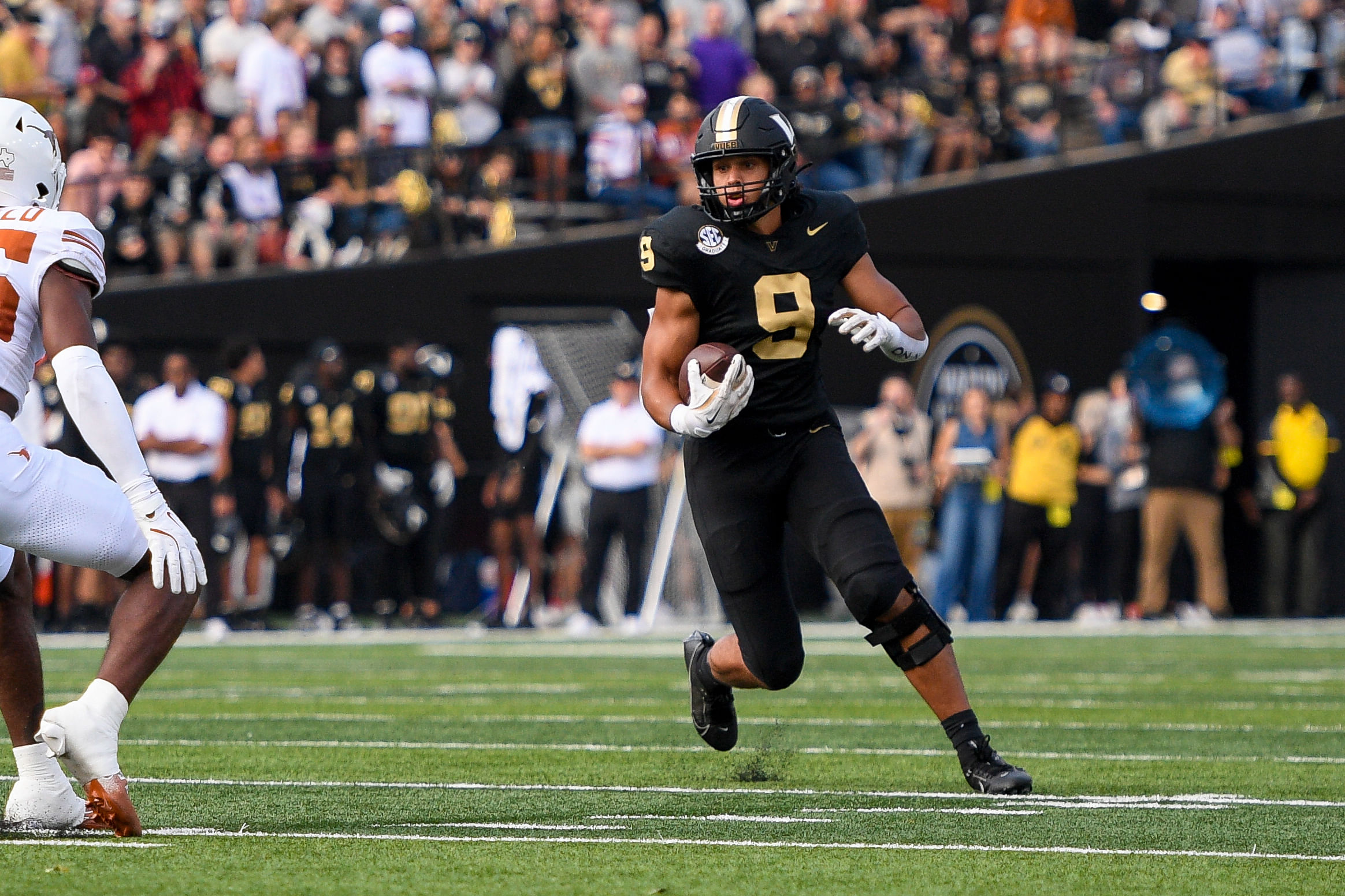 NCAA Football: Texas at Vanderbilt - Source: Imagn