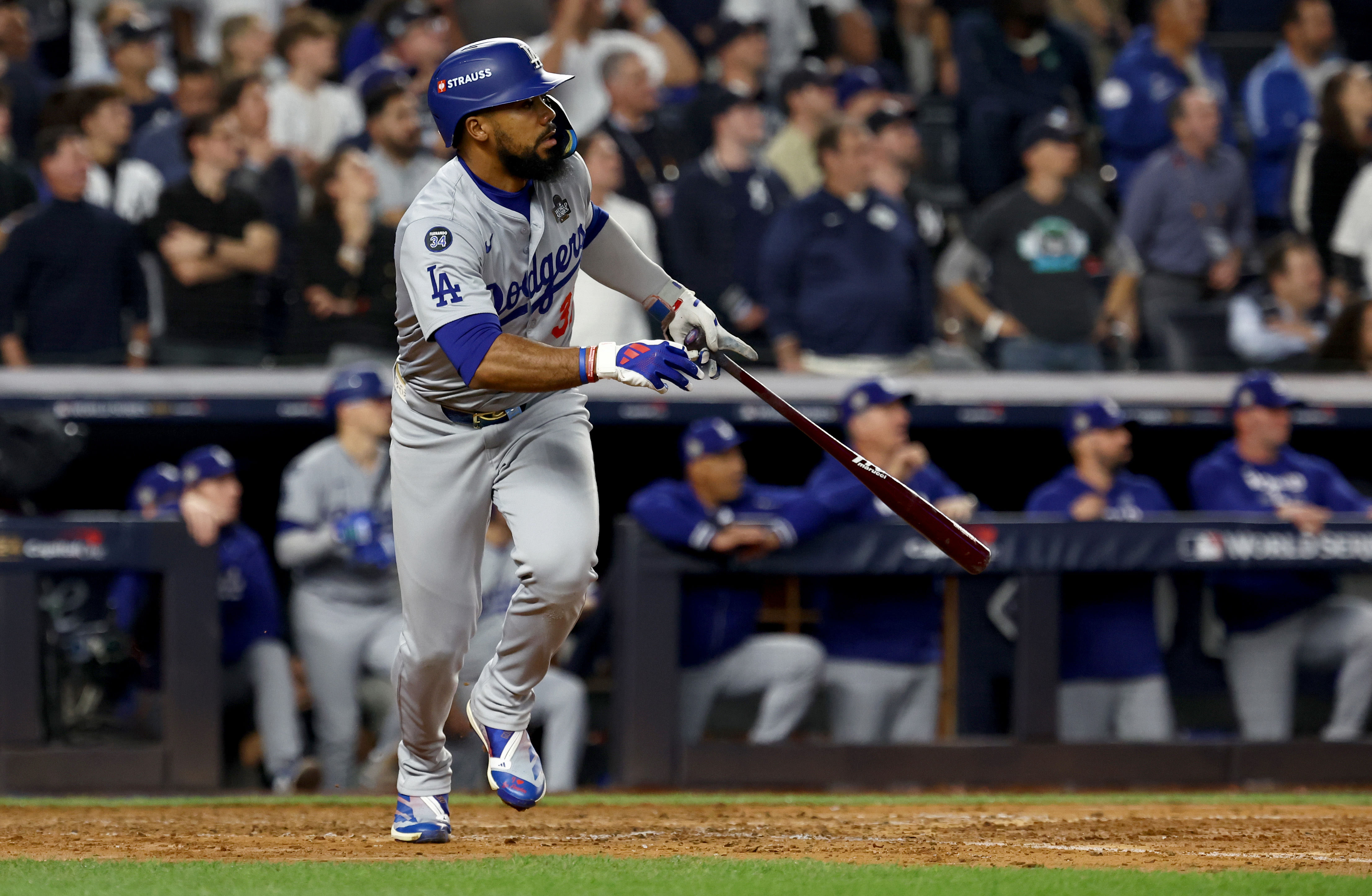 Los Angeles Dodgers - Teoscar Hernandez (Photo via IMAGN)