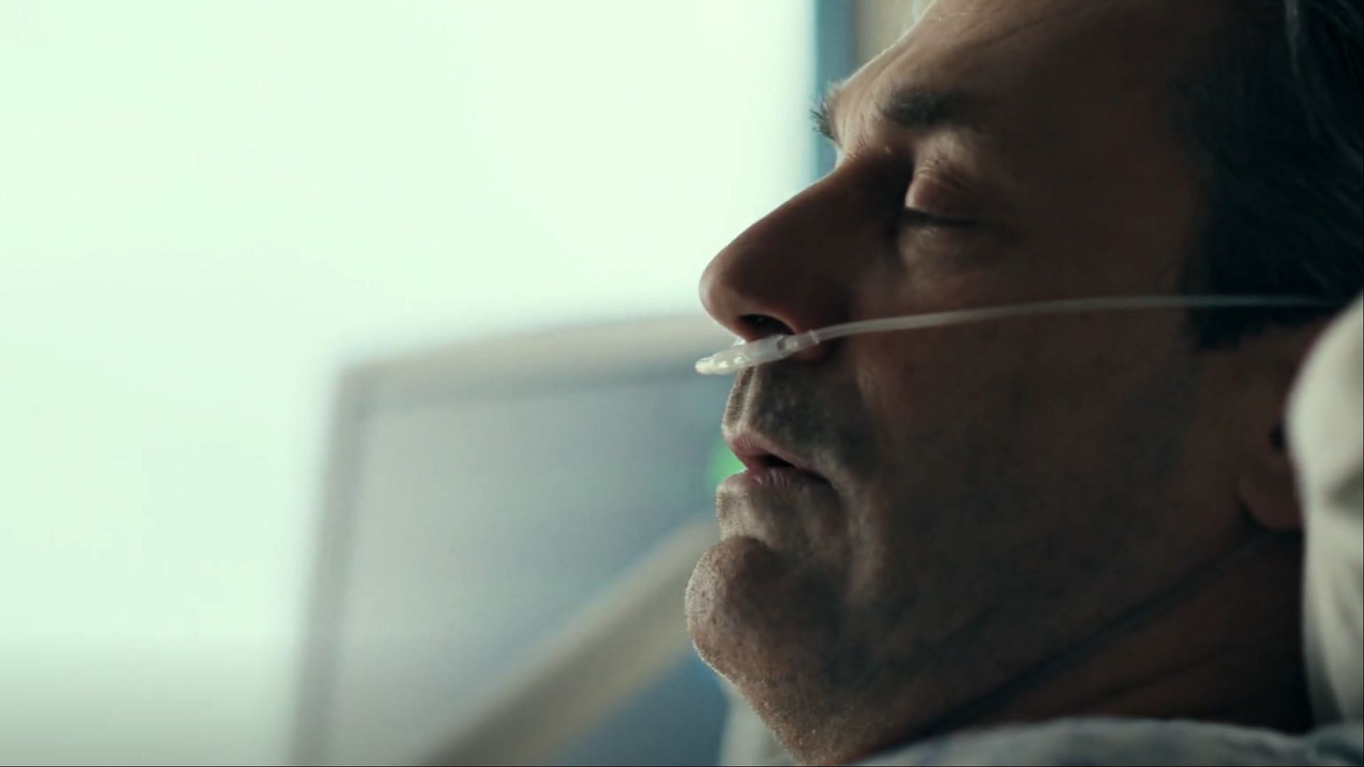 Monty resting at the hospital in Landman episode 9 ( via Paramount+)