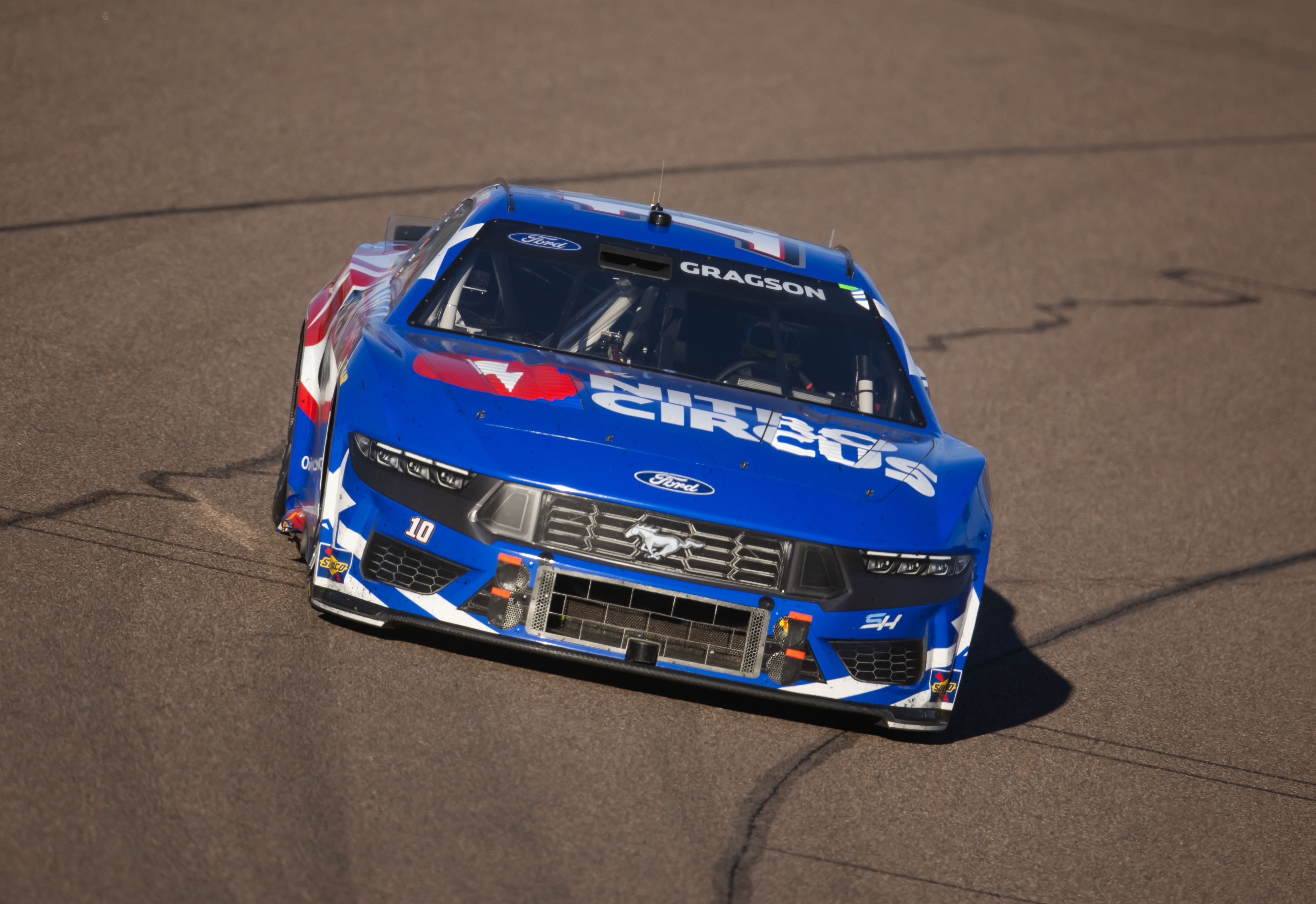 Noah Gragson (10) during the NASCAR Cup Series Championship race at Phoenix Raceway - Source: Imagn